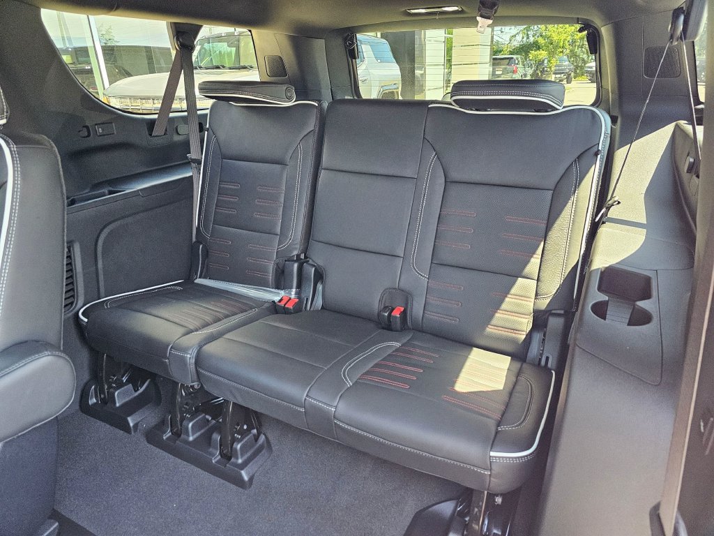 Used 2026 GMC Yukon XL AT4 Ultimate AWD/4WD image 18