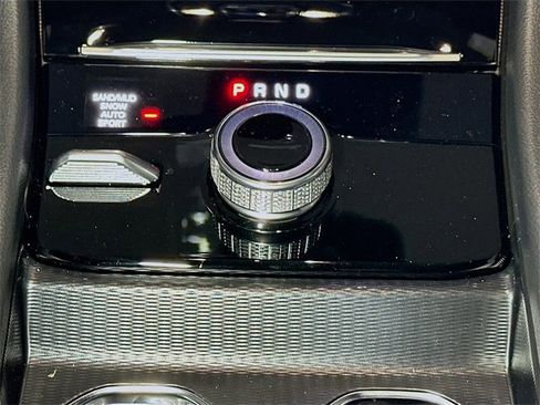 New 2025 Jeep Grand Cherokee Limited w/ Luxury Tech Group II image 11