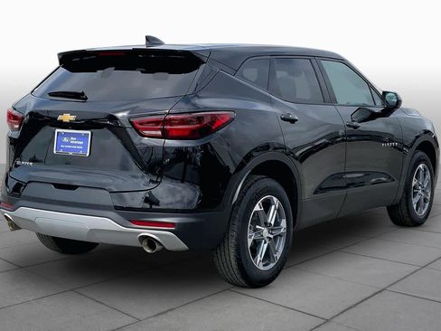 Used 2024 Chevrolet Blazer LT FWD image 12