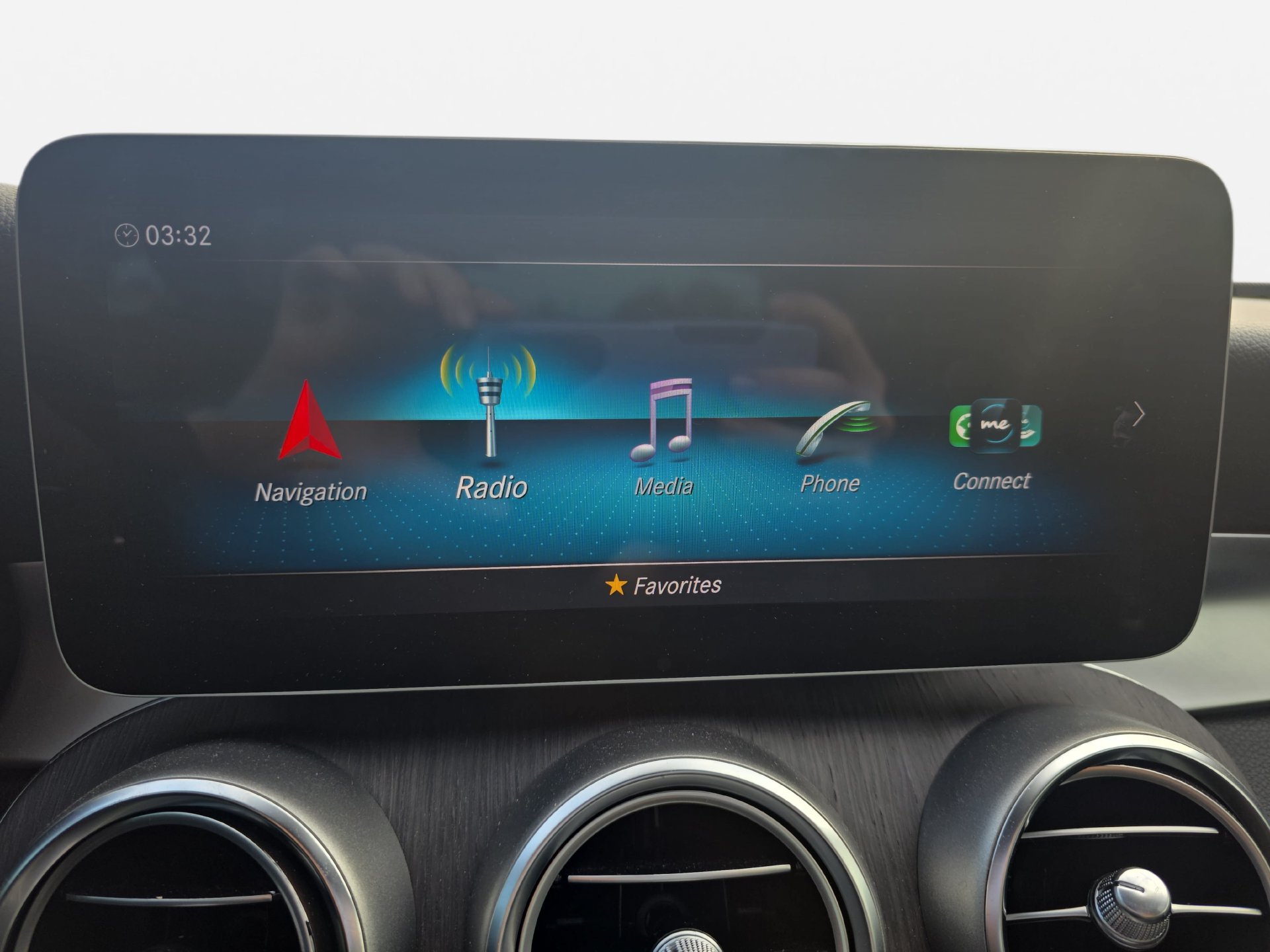 Certified 2020 Mercedes-Benz C 300 4MATIC Sedan image 21