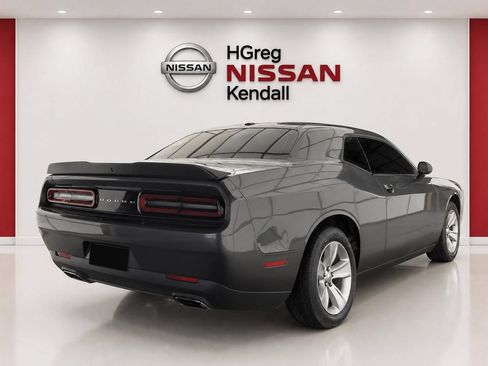 Used 2023 Dodge Challenger SXT RWD image 4