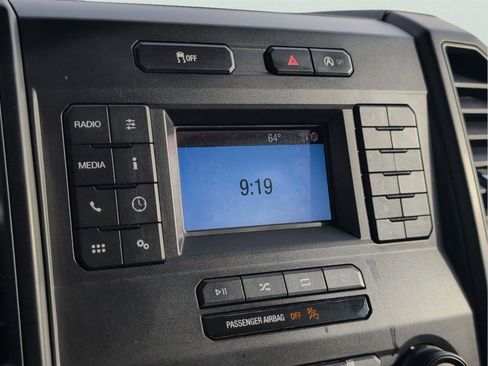 Used 2018 Ford F150 XL w/ Equipment Group 101A Mid image 14