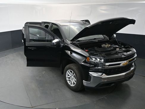 Used 2020 Chevrolet Silverado 1500 LT w/ All-Star Edition AWD/4WD image 17