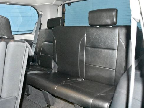 Used 2014 Nissan Armada SL image 20