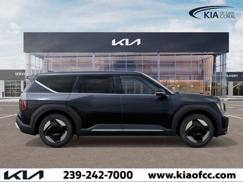 New 2026 Kia EV9 Light image 7