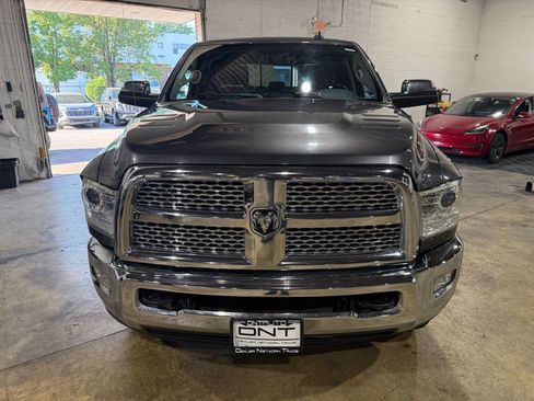 Used 2015 RAM 2500 Laramie AWD/4WD image 2