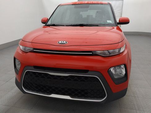Used 2020 Kia Soul LX FWD image 15