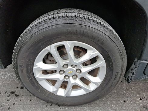 Used 2019 Chevrolet Traverse LT image 9