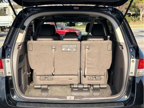 Used 2016 Honda Odyssey Touring image 7