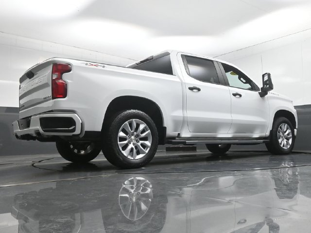 Used 2021 Chevrolet Silverado 1500 Custom w/ Custom Max Trailering Package AWD/4WD image 36