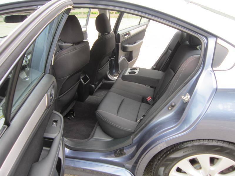 Used 2016 Subaru Legacy 2.5i Premium AWD/4WD image 7