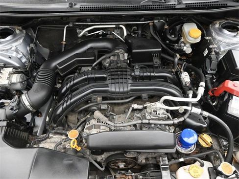 Used 2019 Subaru Crosstrek 2.0i Limited w/ Moonroof Package w/Navigation image 31