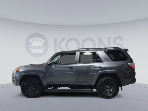 Used 2021 Toyota 4Runner TRD Off-Road Premium image 10