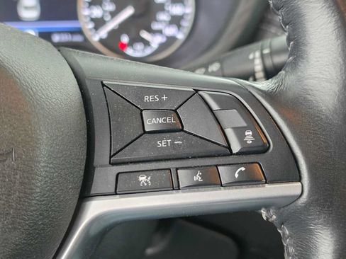 Used 2021 Nissan Sentra SV FWD image 30