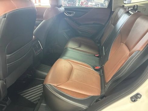Used 2022 Subaru Forester Touring AWD/4WD image 18
