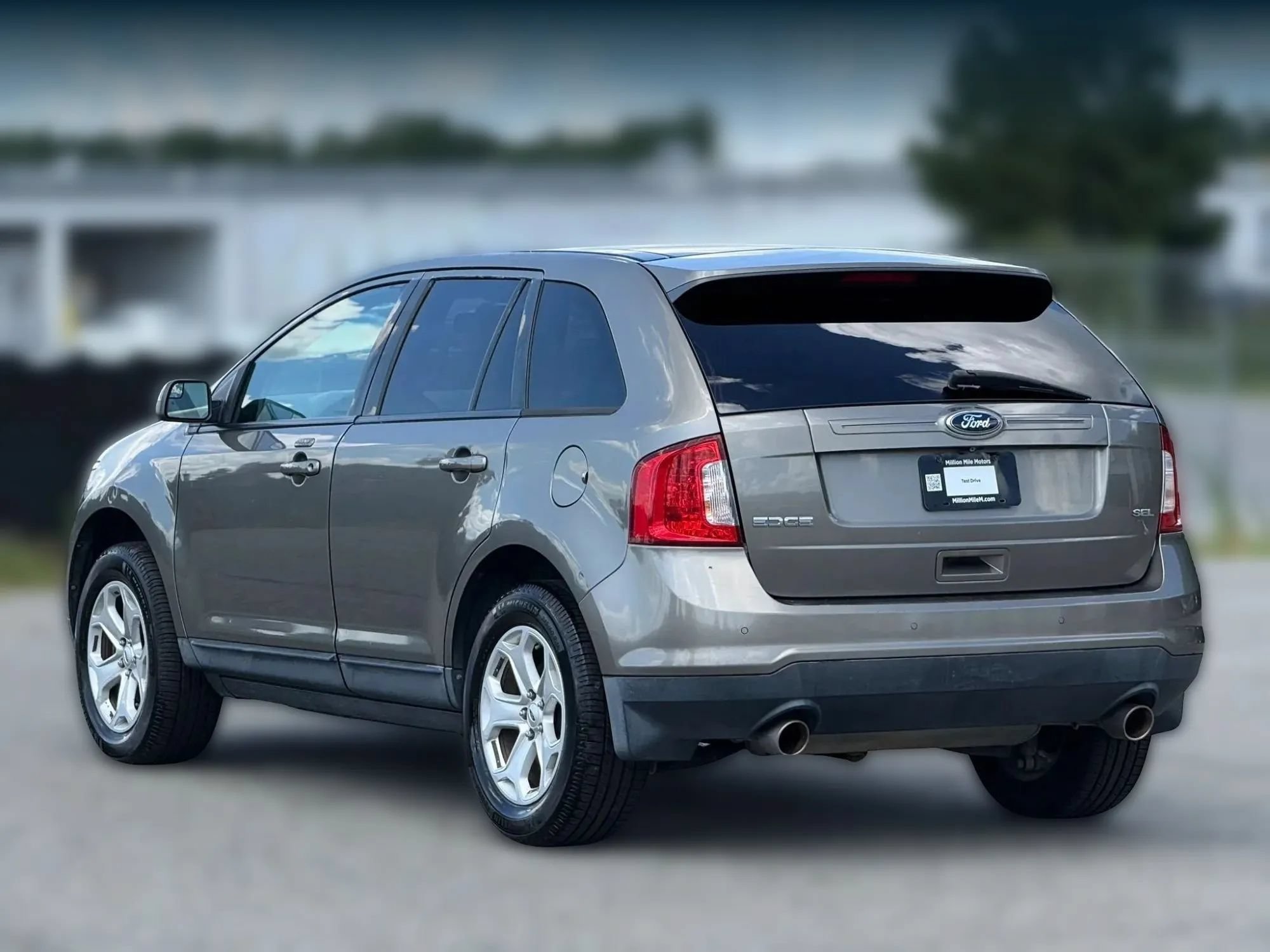 Used 2013 Ford Edge SEL FWD image 10