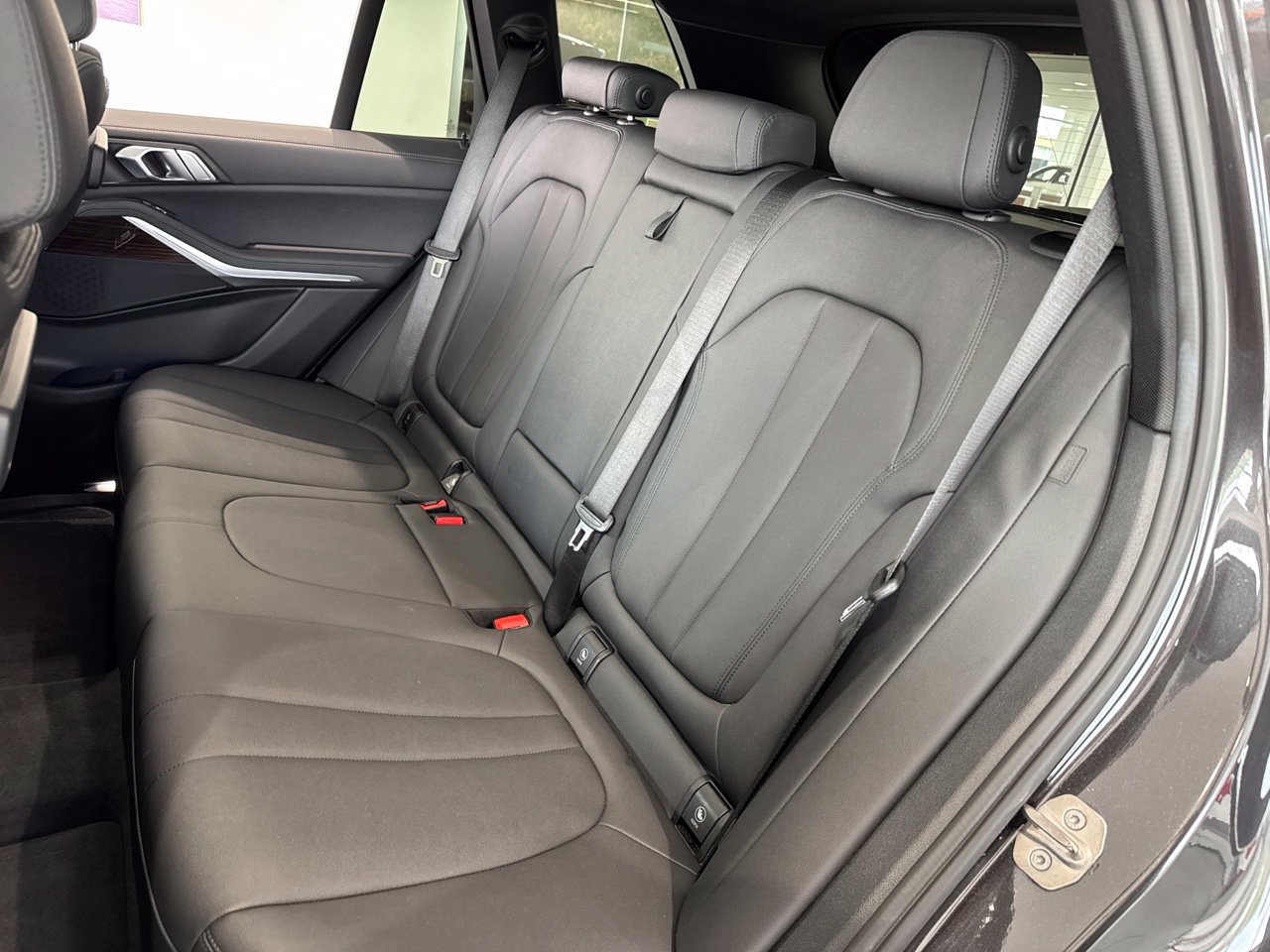 Used 2020 BMW X5 xDrive40i w/ Convenience Package AWD/4WD image 38