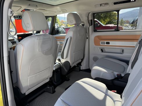 New 2025 Volkswagen ID. Buzz 1st Edition image 23