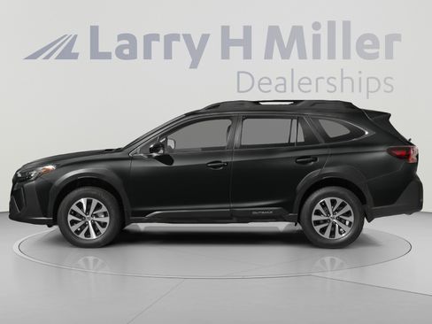 Used 2023 Subaru Outback Premium AWD/4WD image 3