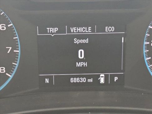 Used 2019 Chevrolet Equinox LS w/ LS Convenience Package image 10