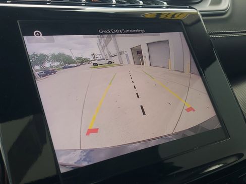 Used 2024 Jeep Grand Cherokee L Laredo image 29