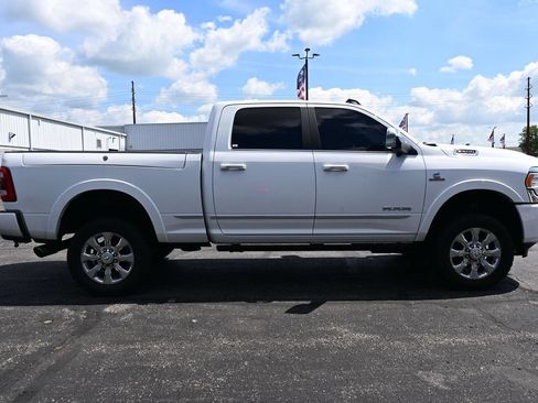 Used 2019 RAM 2500 Limited AWD/4WD image 2
