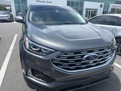 Used 2022 Ford Edge Titanium w/ Equipment Group 301A AWD/4WD image 2