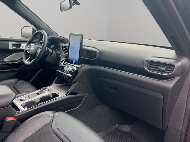 Used 2023 Ford Explorer ST w/ Technology Package AWD/4WD image 29