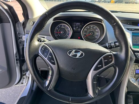 Used 2013 Hyundai Elantra Limited w/ Technology Pkg image 25