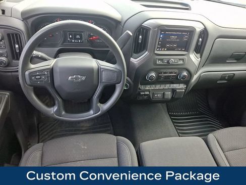Used 2025 Chevrolet Silverado 1500 Custom Trail Boss AWD/4WD image 3