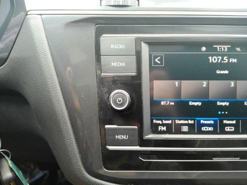 Used 2021 Volkswagen Tiguan S FWD image 40
