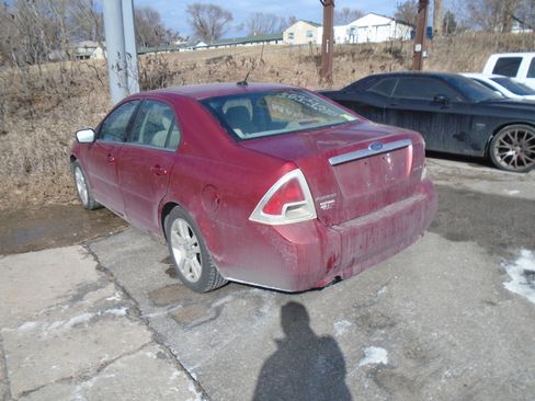Used 2007 Ford Fusion SEL image 2