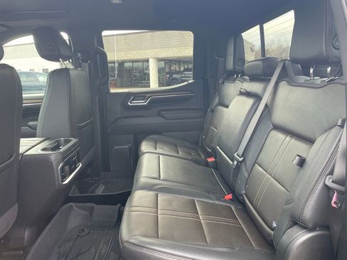 Used 2024 Chevrolet Silverado 1500 High Country w/ High Country Premium Package image 11