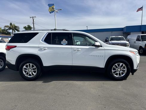 Used 2018 Chevrolet Traverse LT image 4