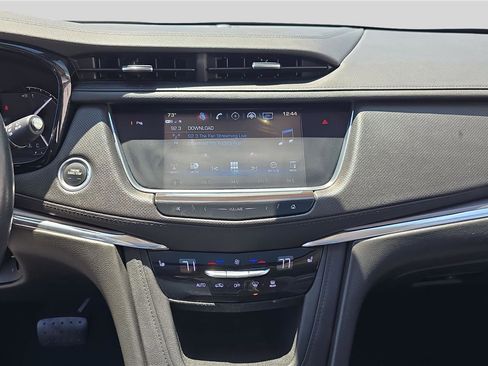 Used 2019 Cadillac XT5 Luxury FWD image 21