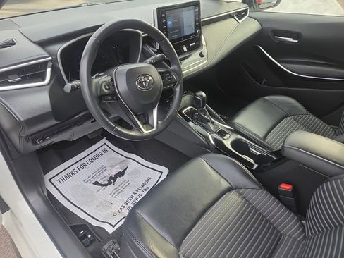 Used 2020 Toyota Corolla XSE image 14