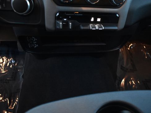 Used 2024 RAM 2500 Big Horn w/ Bed Utility Group image 11