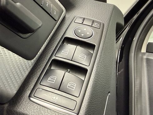 Used 2015 Mercedes-Benz GLK 350 2WD image 15