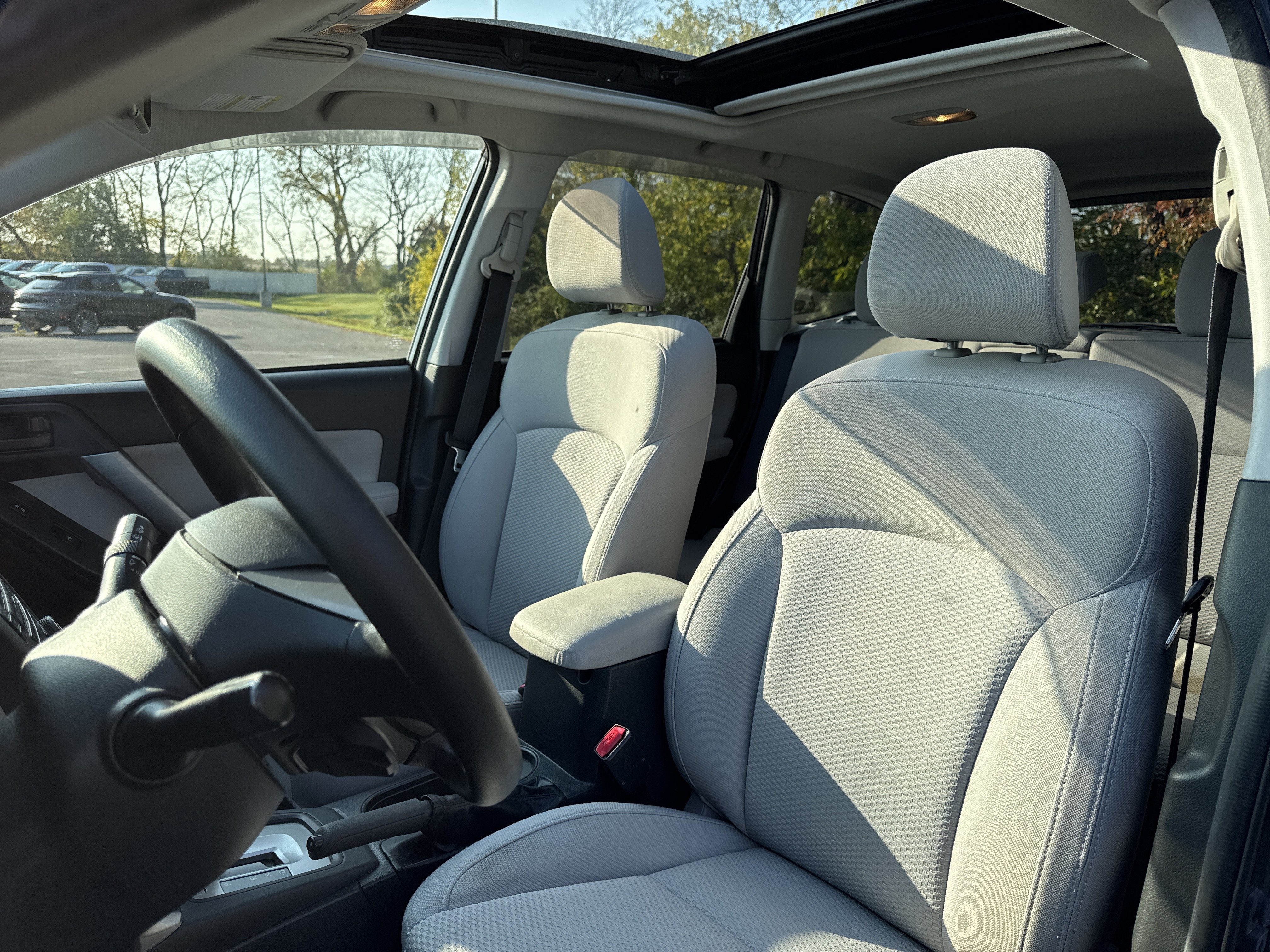Used 2015 Subaru Forester 2.5i Premium w/ All-Weather Package AWD/4WD image 8