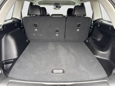 Used 2024 Jeep Grand Cherokee Limited w/ Black Appearance Package image 18