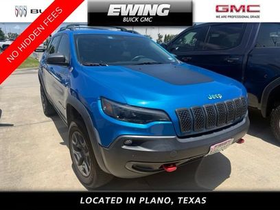 Used 2019 Jeep Cherokee Trailhawk w/ Cold Weather Group