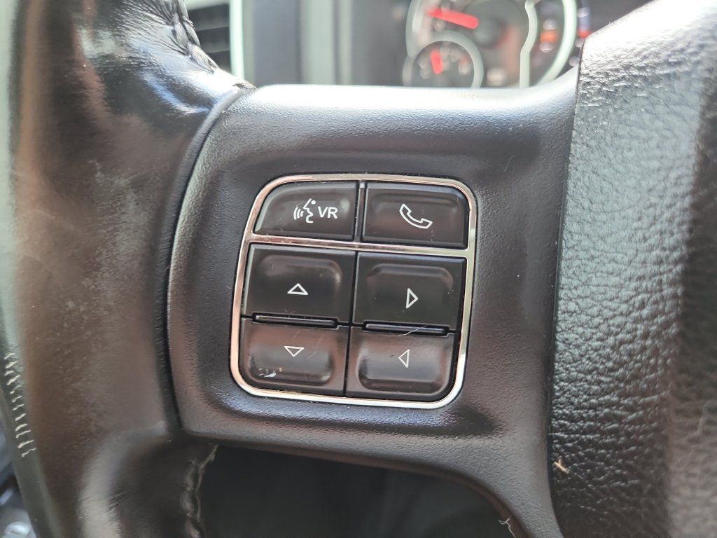 Used 2019 RAM 1500 Big Horn RWD image 32