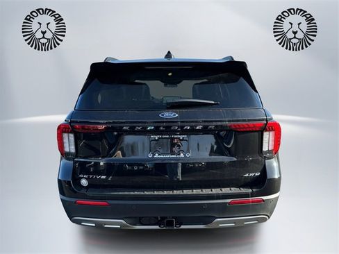 New 2026 Ford Explorer Active w/ Active Comfort Package image 6
