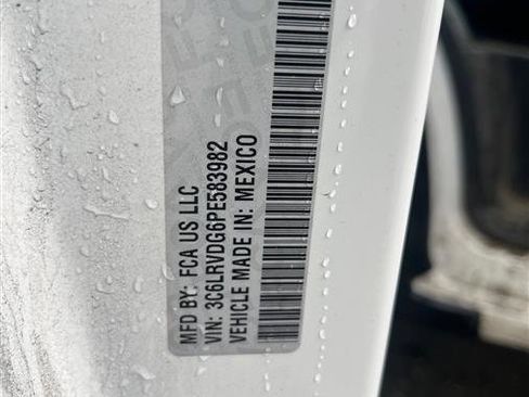 Used 2023 RAM ProMaster 2500 image 9