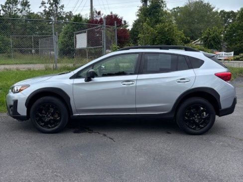 Used 2023 Subaru Crosstrek 2.0i image 7