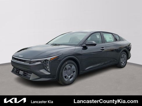New 2026 Kia K4 FWD image 1
