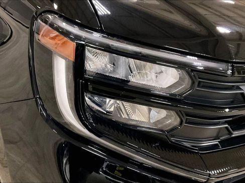 Certified 2025 Ford Expedition Max Active image 28