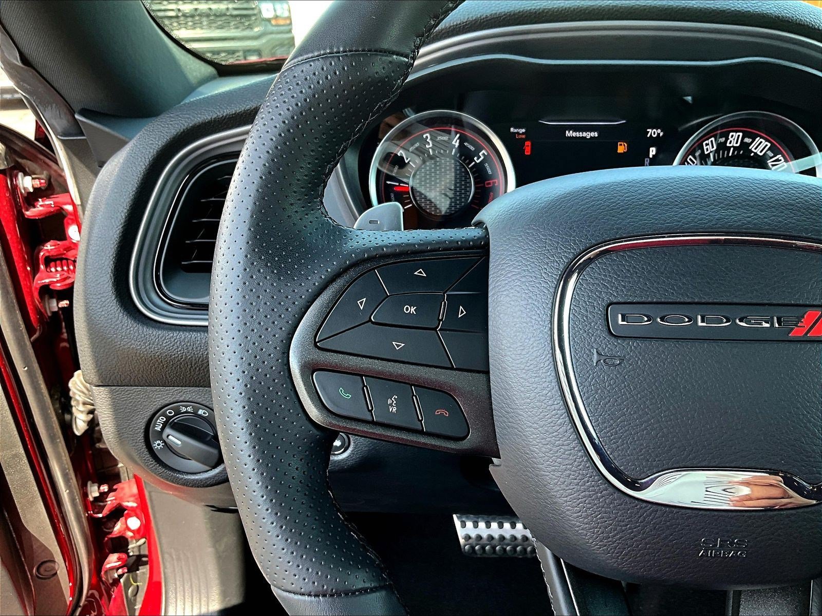 Used 2023 Dodge Challenger R/T RWD image 9