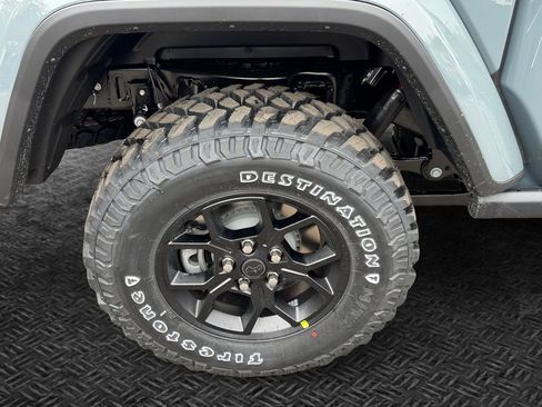 New 2026 Jeep Gladiator Sport AWD/4WD image 12