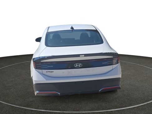 Certified 2025 Hyundai Sonata SE FWD image 5